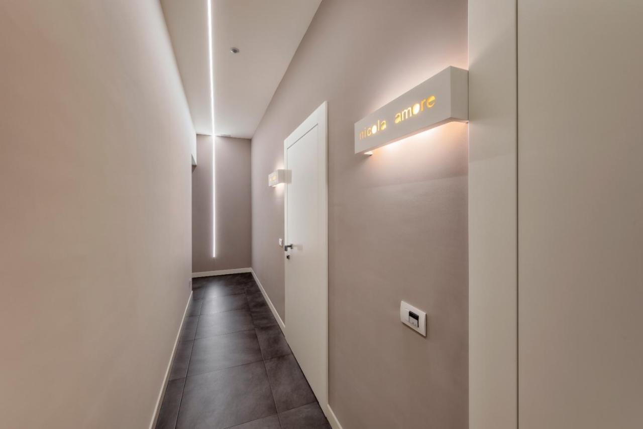 Napoli Squares Suites Экстерьер фото